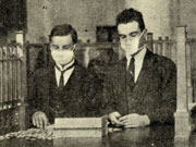 Banking Chamber, Bank staff wearing face masks during the world wide Influenza Epidemic