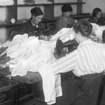 Workshop in dressmaking. The vocational training scheme run by the Repatriation Department was also available to war widows and nurses, who were able to train in occupations like nursing, dressmaking and millinery. PN-001822