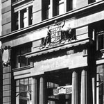 Pitt Street façade of the completed Commonwealth Bank of Australia’s head office, Sydney, 15 September 1916. PN-003136